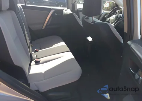 2018 Toyota Rav4 Xle from USA, damaged, VIN JTMWFREV9JJ203353